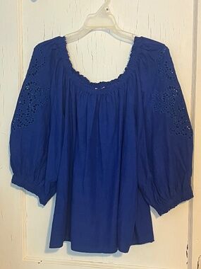 Knox Rose blue off the shoulder blouse